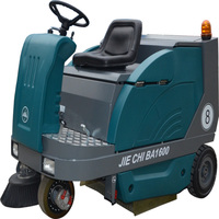福建驾驶式扫地机 全自动带喷水驾驶式扫路机
